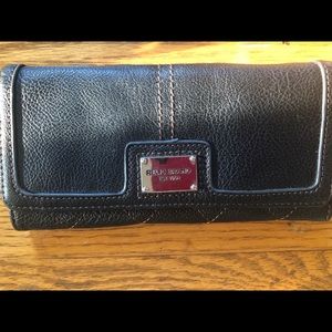 Relic Wallet